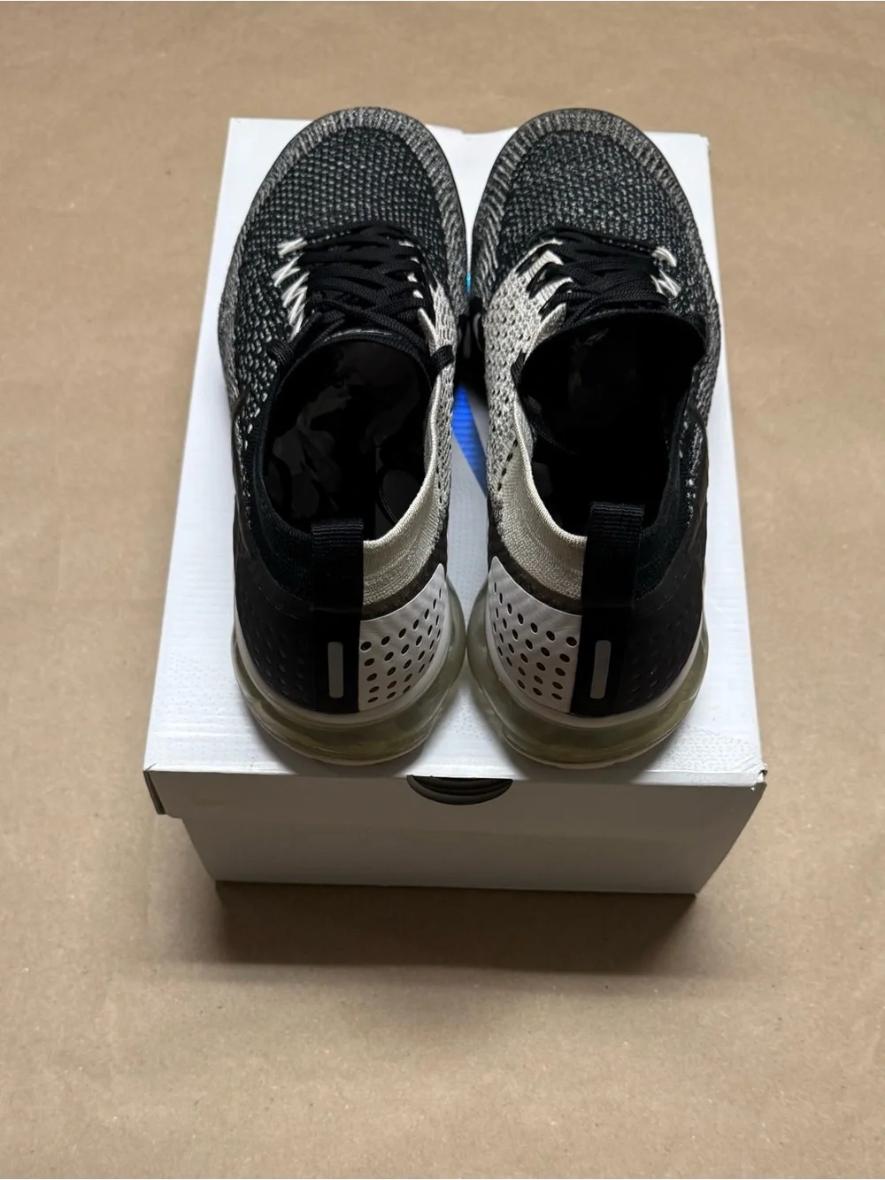 Nike Air Vapormax Flyknit 2 Racer Blue men’s size 11 running shoes Rare!